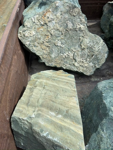 Ландшафтные глыбы зелёные 200-500 килограмм купить в Пермском крае