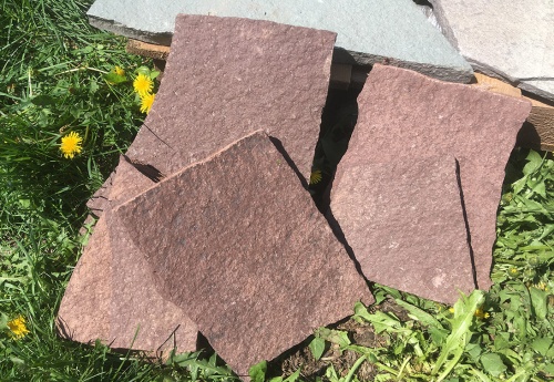 Плитняк лемезит бордовый для цоколя 1,5-2 см купить в Пермском крае