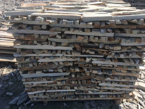 Горбушка златолит золотистый для облицовки купить в Пермском крае