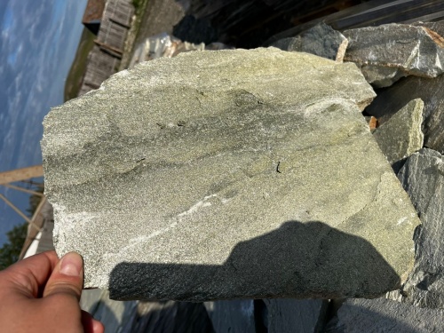 Плитняк златолит зелёный для цоколя, отмостки купить в Пермском крае