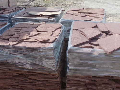 Плитняк лемезит бордовый для облицовки цоколя 20-25 мм  купить в Пермском крае