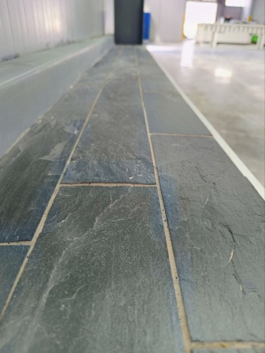 Плитка чёрная из натурального камня фасадная 30 см * 5 см, толщина 7 мм -30 мм купить в Пермском крае